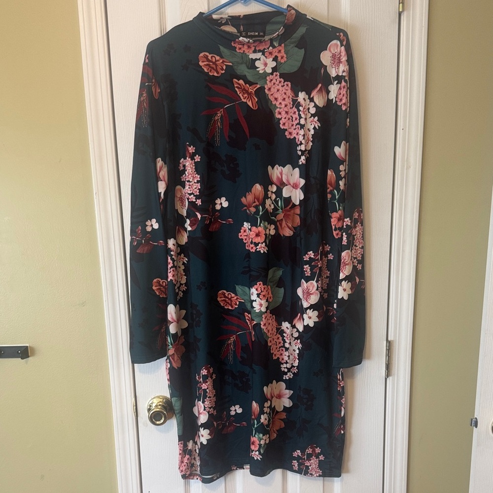 SHEIN Dark Floral Long Sleeve Dress